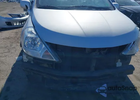 2011 Nissan Versa 1.8Sl z USA, uszkodzony, nr VIN 3N1BC1CP3BL367868